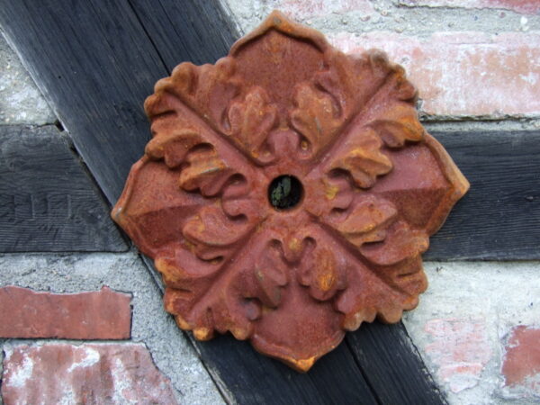 Maueranker, Pfettenanker, Wand Ornament, Wandanker, Sparrenanker, antik Blüte